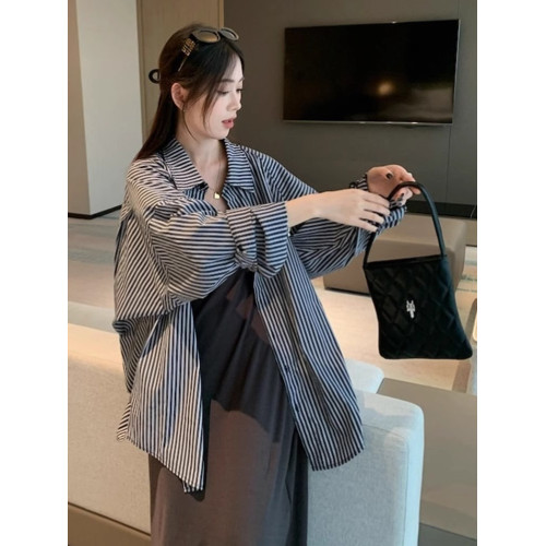 巨好看的秋冬裝2025新款清冷富家千金穿搭法式連衣裙子女兩件套裝