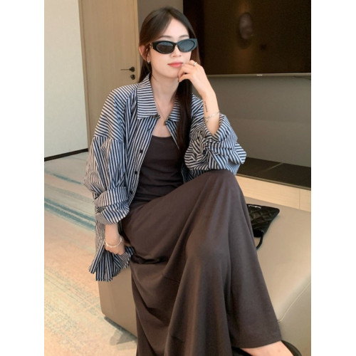 巨好看的秋冬裝2025新款清冷富家千金穿搭法式連衣裙子女兩件套裝