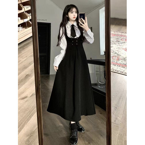 法式赫本風背帶連衣裙女春秋新款百搭顯瘦高級感襯衫收腰兩件套裝