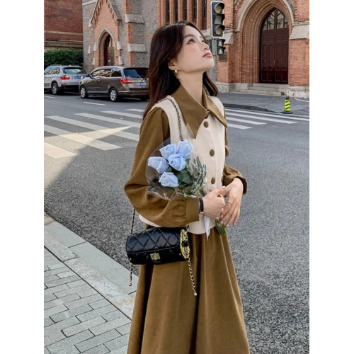 今年流行連衣裙套裝女冬季新款美拉德穿搭馬甲兩件套遮肉顯瘦裙子