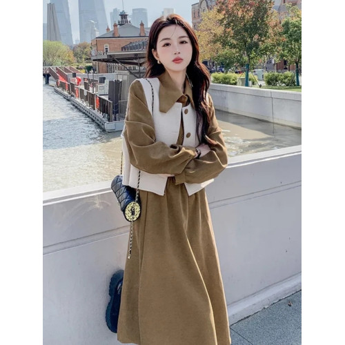 今年流行連衣裙套裝女冬季新款美拉德穿搭馬甲兩件套遮肉顯瘦裙子