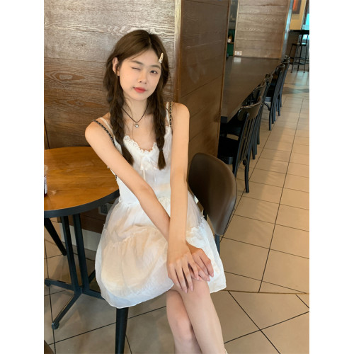 PPHOME溫柔奶格~小個子白色蕾絲花邊吊帶裙女夏季A字蓬蓬裙連衣裙
