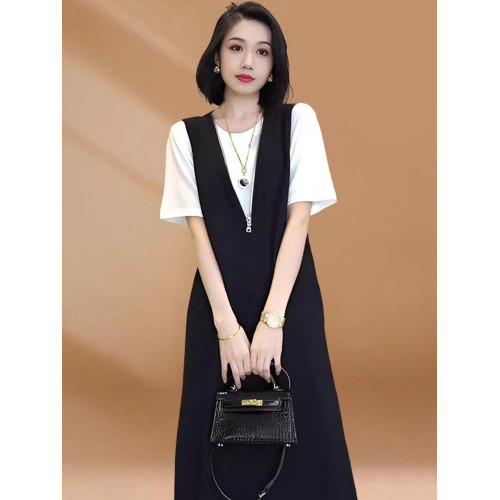 大碼通勤百搭V領背心連衣裙女2025夏季新款休閒短袖背帶裙兩件套