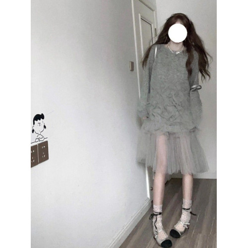 法式氣質高級感超仙女網紗針織連衣裙女秋季設計感小衆溫柔風長裙