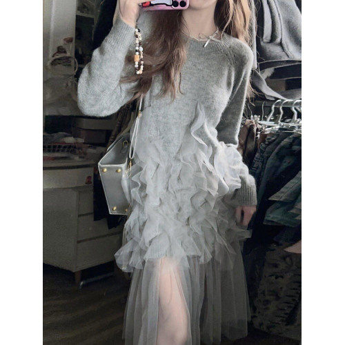 法式氣質高級感超仙女網紗針織連衣裙女秋季設計感小衆溫柔風長裙