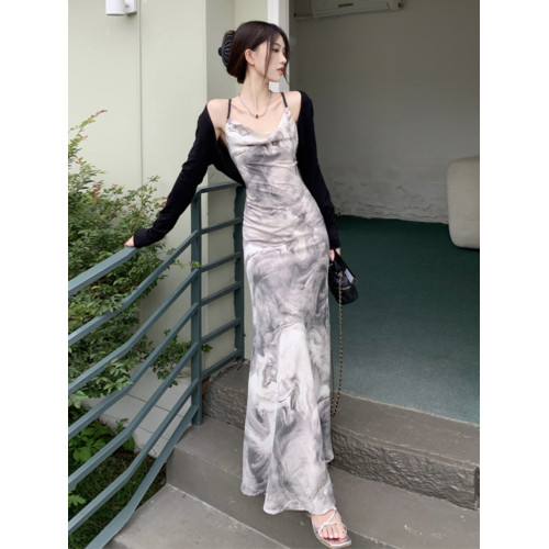 國風新中式水墨畫紥染長款修身露背吊帶掛脖連衣裙配開衫兩件套裝