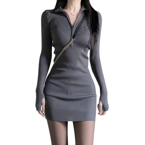 2025新款禦姐高級感灰色針織連衣裙子女秋冬季辣妹修身內搭包臀裙