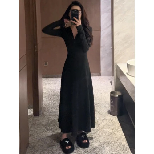 法式氣質針織連衣裙女秋冬季2025新款小個子大衣內搭打底毛衣長裙