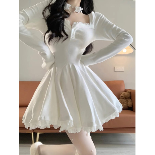 溫柔蕾絲邊針織連衣裙女秋冬新款配大衣修身顯瘦打底內搭收腰短裙