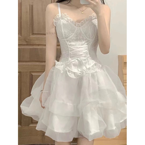 白色吊帶上衣帶胸墊+純欲收腰公主蓬蓬裙套裝芭蕾風性感生日短裙