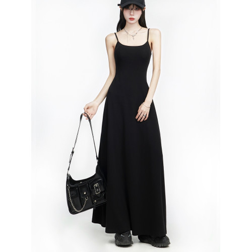 黑色細繩吊帶連衣裙女2025夏季新款小個子收腰顯瘦中長款裙子