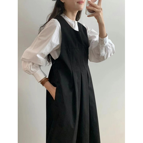 韓國東大門e*g復古學院風黑色顯瘦背帶裙 白色設計感立領襯衫套裝