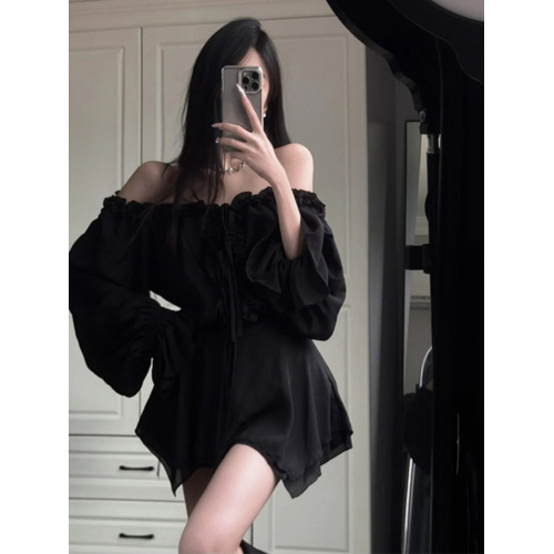 韓系氛圍感穿搭黑色一字肩連衣裙女夏季絕美法式氣質收腰a字裙子