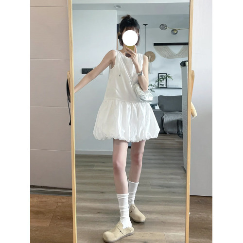 法式白色花苞連衣裙子女夏2025新款小個子背心吊帶小衆蓬蓬裙短裙 法式白色花苞連衣裙子女夏2025新款小個子背心吊帶小衆蓬蓬裙短裙