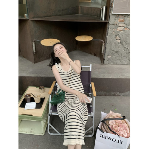 無袖條紋針織連衣裙女寬松長裙開叉圓領2025年夏季顯瘦百搭吊帶裙