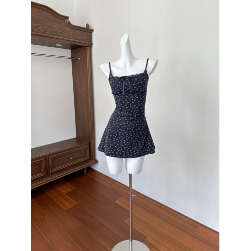 北海花園碎花連衣裙吊帶百搭開衫甜辣妹設計感復古法式