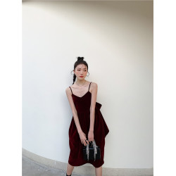  酒紅絲絨露背大蝴蝶結年會禮服宴會生日吊帶連衣裙女