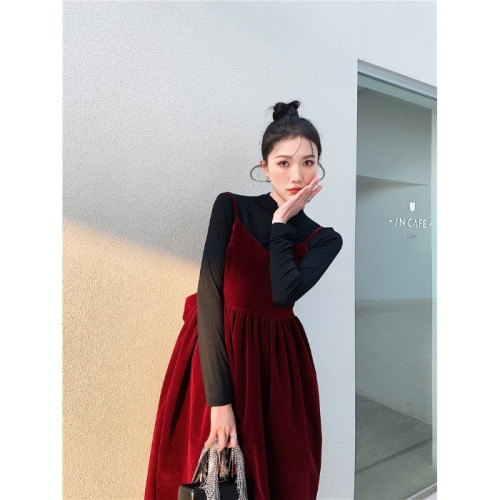  酒紅絲絨露背大蝴蝶結年會禮服宴會生日吊帶連衣裙女