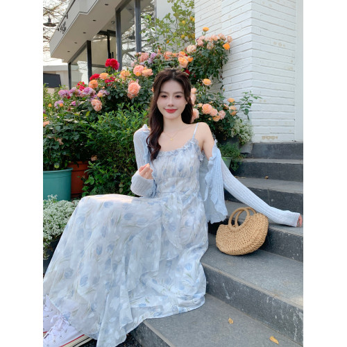 大碼胖mm茶歇藍色碎花吊帶連衣裙女氣質高級精緻長裙子開衫兩件套 大碼胖mm茶歇藍色碎花吊帶連衣裙女氣質高級精緻長裙子開衫兩件套