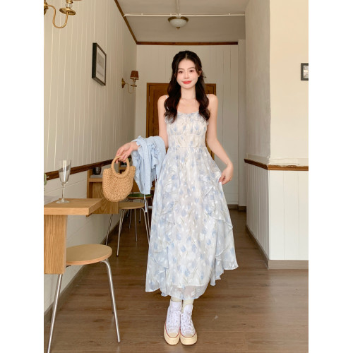 大碼胖mm茶歇藍色碎花吊帶連衣裙女氣質高級精緻長裙子開衫兩件套 大碼胖mm茶歇藍色碎花吊帶連衣裙女氣質高級精緻長裙子開衫兩件套