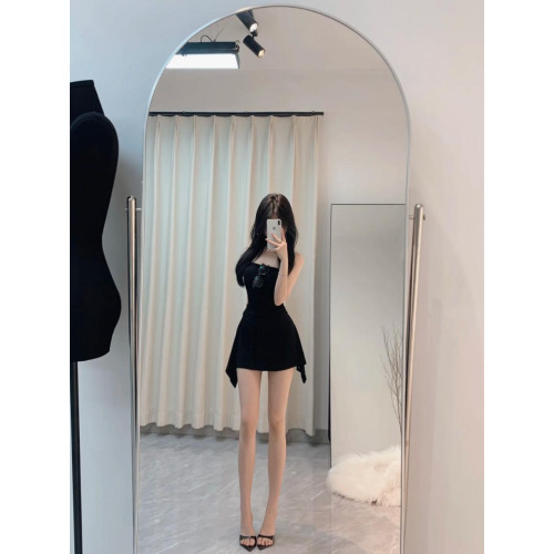 帶胸墊純欲褶皺掐腰辣妹修身百搭顯白A字魚尾抹胸連衣裙短裙子女