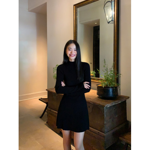 pusumede黑色半高領針織連衣裙女長袖打底裙修身顯瘦氣質包臀短裙