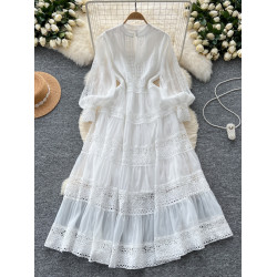 法式復古小衆蕾絲拼接燈籠袖連衣裙女收腰顯瘦氣質過膝優雅長裙子