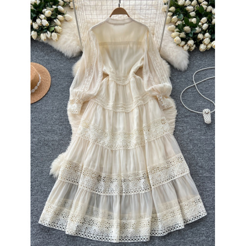 法式復古小衆蕾絲拼接燈籠袖連衣裙女收腰顯瘦氣質過膝優雅長裙子