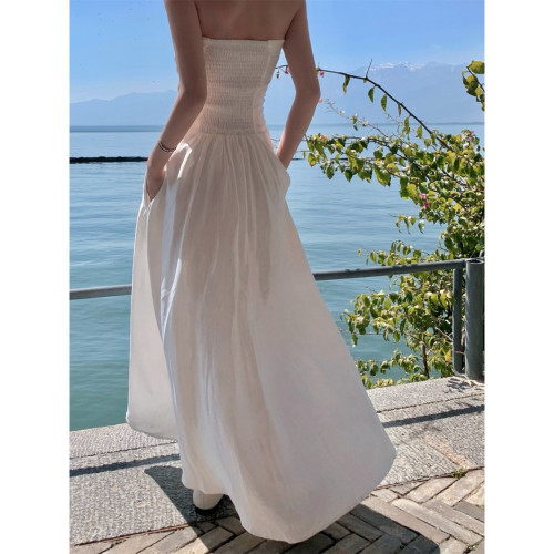 初戀風溫柔白色抹胸連衣裙女裝夏季2025新款褶皺高腰顯瘦A字長裙