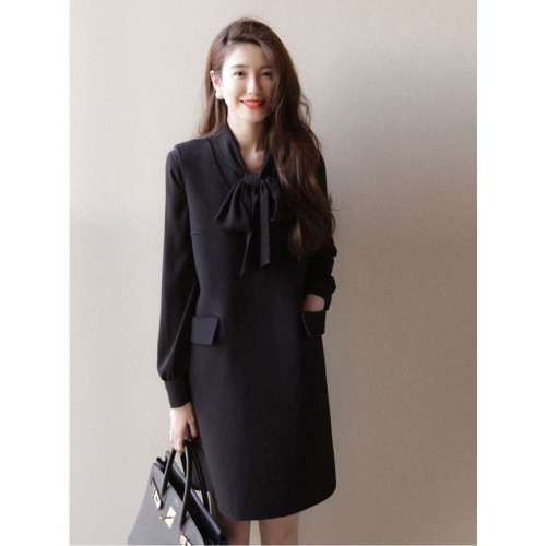 法式赫本風黑色V領無袖毛呢背心裙秋冬2025新款百搭顯瘦馬甲裙女 法式赫本風黑色V領無袖毛呢背心裙秋冬2025新款百搭顯瘦馬甲裙女