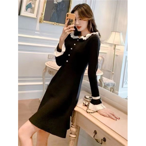 針織連衣裙女2023秋冬新款長袖赫本風小黑裙減齡顯瘦洋氣打底裙子