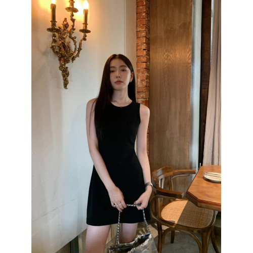 pusumede 黑色針織背心連衣裙女夏高級感氣質修身顯瘦小黑裙短裙