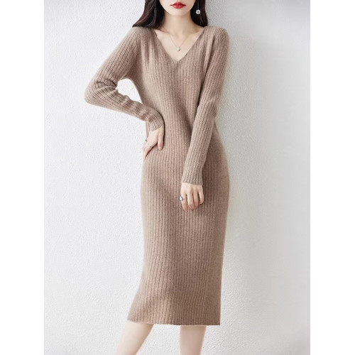 秋冬法式V領針織連衣裙女內搭小香風配大衣氣質顯瘦冬季打底長裙