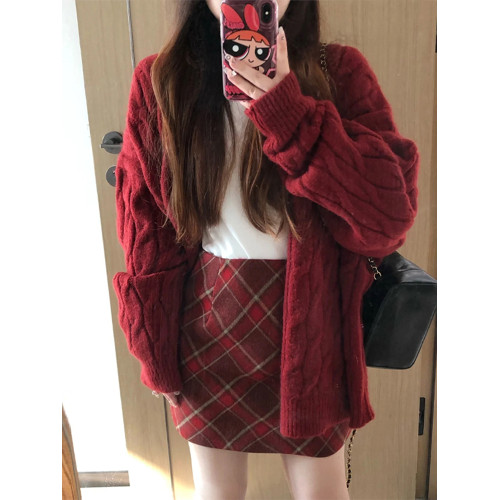 慵懶風過年新年紅色毛衣外套女秋冬季2025新款高級感針織開衫上衣