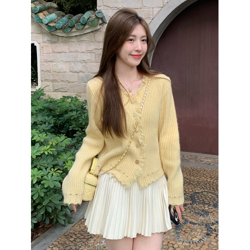 2025秋冬裝新款小個子香風短款v領毛衣外套女設計感針織內搭上衣