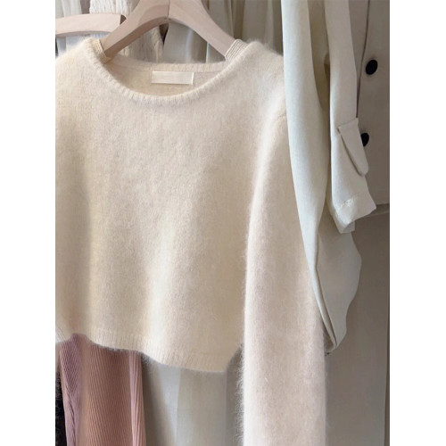 白色軟糯浣熊絨短款毛衣女秋冬溫柔奶fufu慵懶針織打底衫內搭上衣