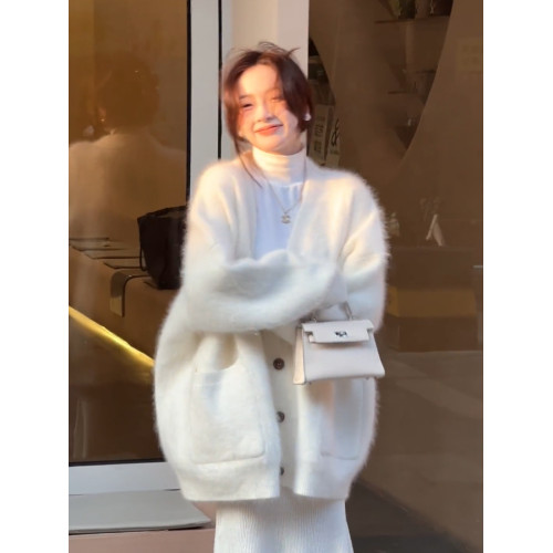 仿水貂絨毛衣外套女秋冬季外搭白色新款高級感慵懶風chic針織開衫