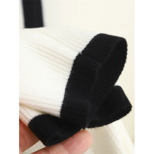 大洪官方嚴選店黑與白春季新款羊毛拉鍊開衫女內搭針織衫顯瘦上衣