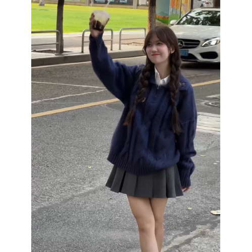學院風寬松藍色麻花毛衣女秋冬季2025新款韓系慵懶高級感針織上衣 學院風寬松藍色麻花毛衣女秋冬季2025新款韓系慵懶高級感針織上衣