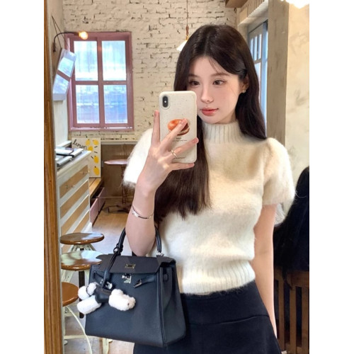 白色毛衣女內搭溫柔風泡泡袖羊駝毛絨絨半高領針織氣質短袖上衣女 白色毛衣女內搭溫柔風泡泡袖羊駝毛絨絨半高領針織氣質短袖上衣女