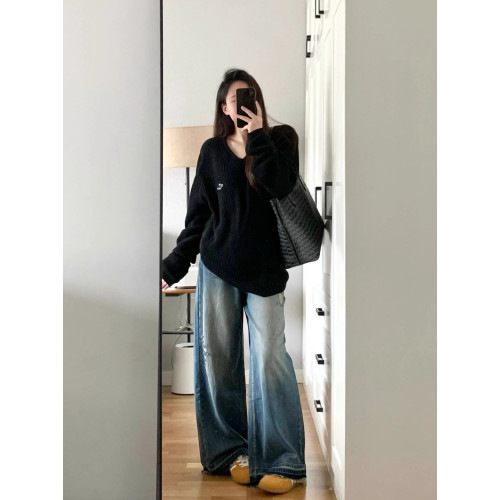 黑色套頭寬松V領刺綉毛衣女秋冬2025新款慵懶加厚針織打底衫上衣 黑色套頭寬松V領刺綉毛衣女秋冬2025新款慵懶加厚針織打底衫上衣