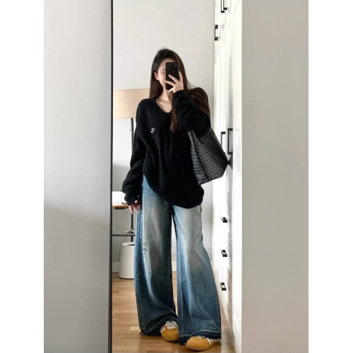 黑色套頭寬松V領刺綉毛衣女秋冬2025新款慵懶加厚針織打底衫上衣 黑色套頭寬松V領刺綉毛衣女秋冬2025新款慵懶加厚針織打底衫上衣