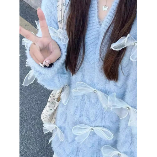 秋裝新款慵懶風高級感露肩奶藍色蝴蝶結套頭毛衣女韓版馬海毛上衣