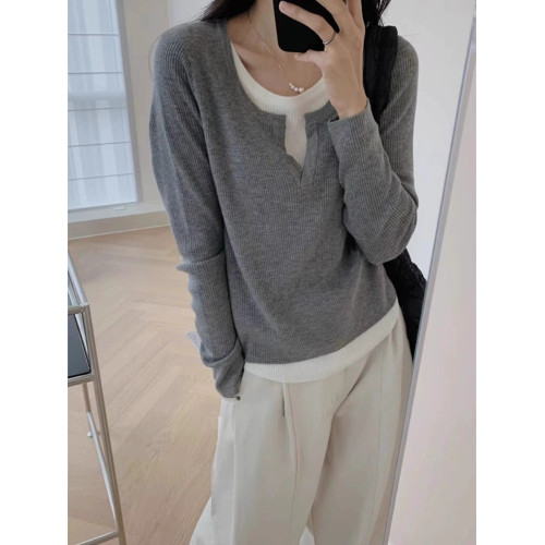 美式V領假兩件針織毛衣女早春2025撞色拼接打底衫高級感坑條上衣