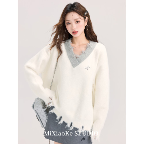 羋小可高級感V領白色毛衣女裝秋冬穿搭學院風內搭針織衫短款上衣 羋小可高級感V領白色毛衣女裝秋冬穿搭學院風內搭針織衫短款上衣