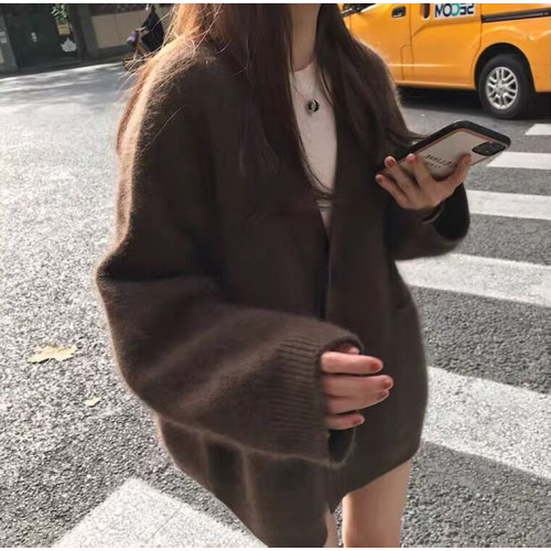 棕色水貂絨軟糯毛衣外套女秋冬外穿韓系女裝馬海毛針織開衫上衣 棕色水貂絨軟糯毛衣外套女秋冬外穿韓系女裝馬海毛針織開衫上衣