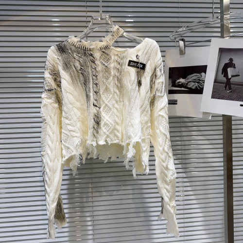 網紅同款2025秋季新款小衆款金屬別針塗鴉破洞毛邊辣妹針織毛衣女