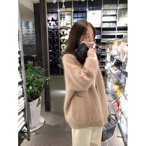 軟糯水貂絨日系流行開衫針織外套女秋冬新款慵懶風寬松高級感毛衣 軟糯水貂絨日系流行開衫針織外套女秋冬新款慵懶風寬松高級感毛衣