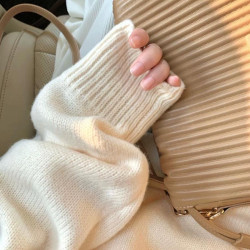 大碼胖MM純色基礎款毛衣女秋冬新款軟糯慵懶奶fufu高級感針織上衣