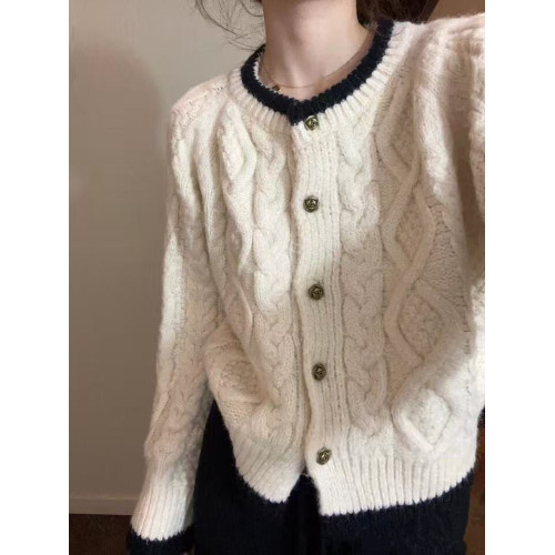 奶藍色浣熊絨麻花圓領毛衣外套女秋冬慵懶小個子加厚短款針織開衫